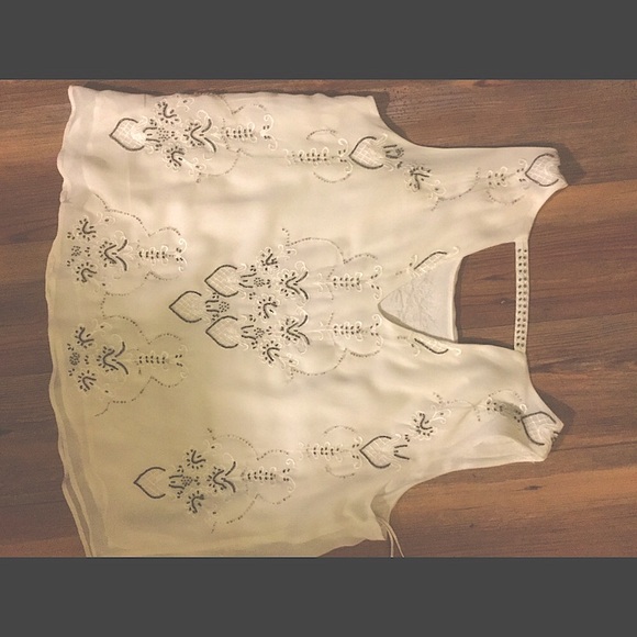 Top - Picture 2 of 3